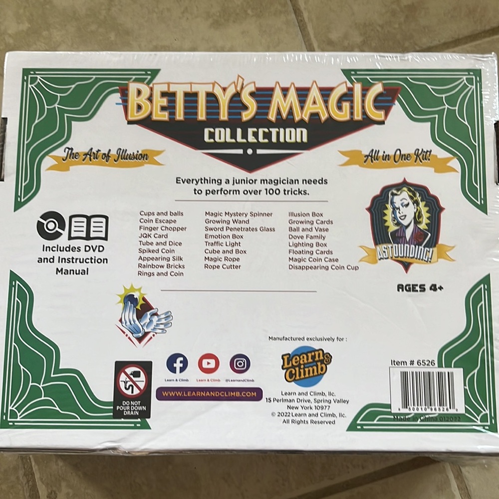 Betty’s Magic Collection - Picture 2 of 2
